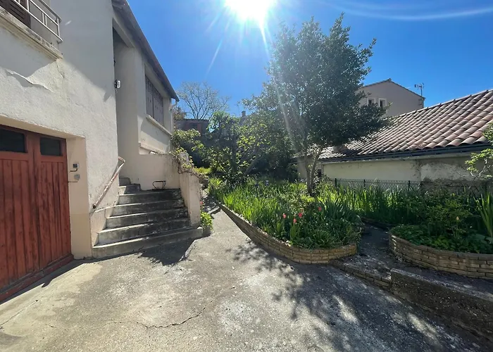 Le Figuier * קרקסון